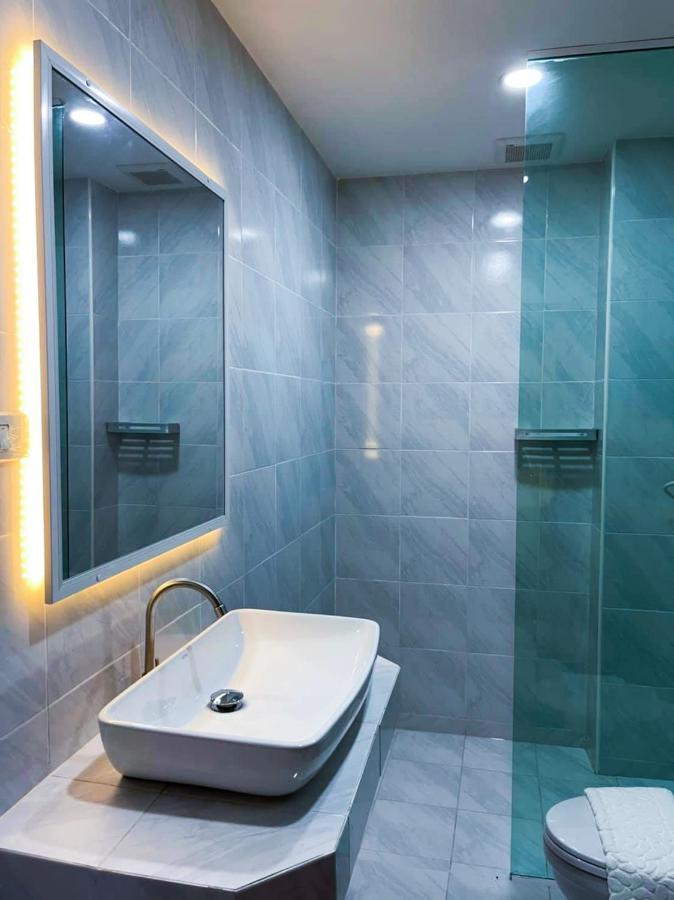 Tj Boutique Hotel Uthai Thani Zewnętrze zdjęcie