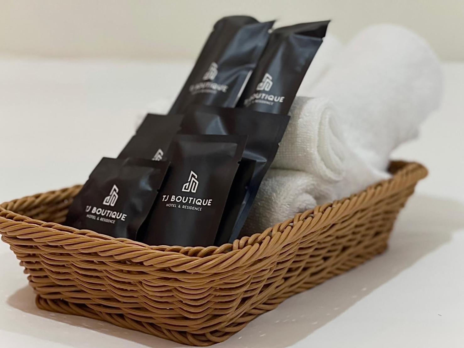 Tj Boutique Hotel Uthai Thani Zewnętrze zdjęcie